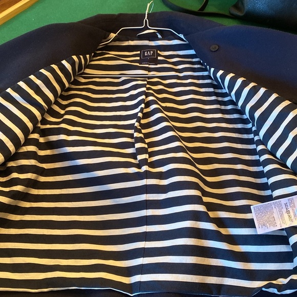 GAP Double Breasted Large Peacoat Jacket 21.5”W x 22.5”L - Picture 7 of 10